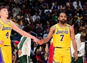 爱游戏tv-湖人鏖战雄鹿，约基奇统治全场