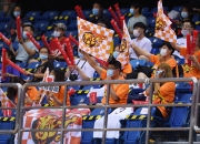 爱游戏下载-篮球决赛预告：强队争锋对决引爆球迷热情