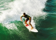 爱游戏娱乐-巅峰对决，浙江队力克灰熊，欧文关键战展杀手本色