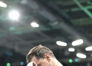 AYXapp下载-瑞典队横扫英格兰队，奥恰洛夫惊艳四座