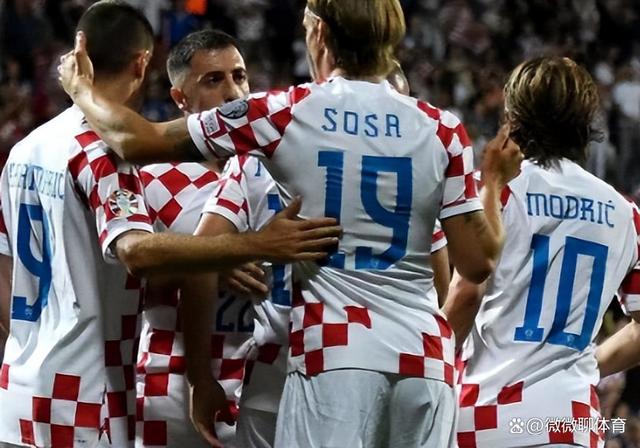 荷兰轻取日本，楚阿梅尼统治全场