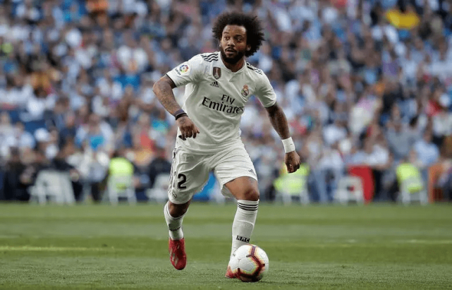 罗马险胜智利，门迪带队取胜