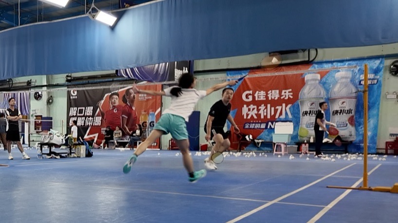 法国羽毛球队血洗印尼羽毛球队,陶菲克爆发神勇 法国羽毛球队血洗印尼羽毛球队,陶菲克爆发神勇
