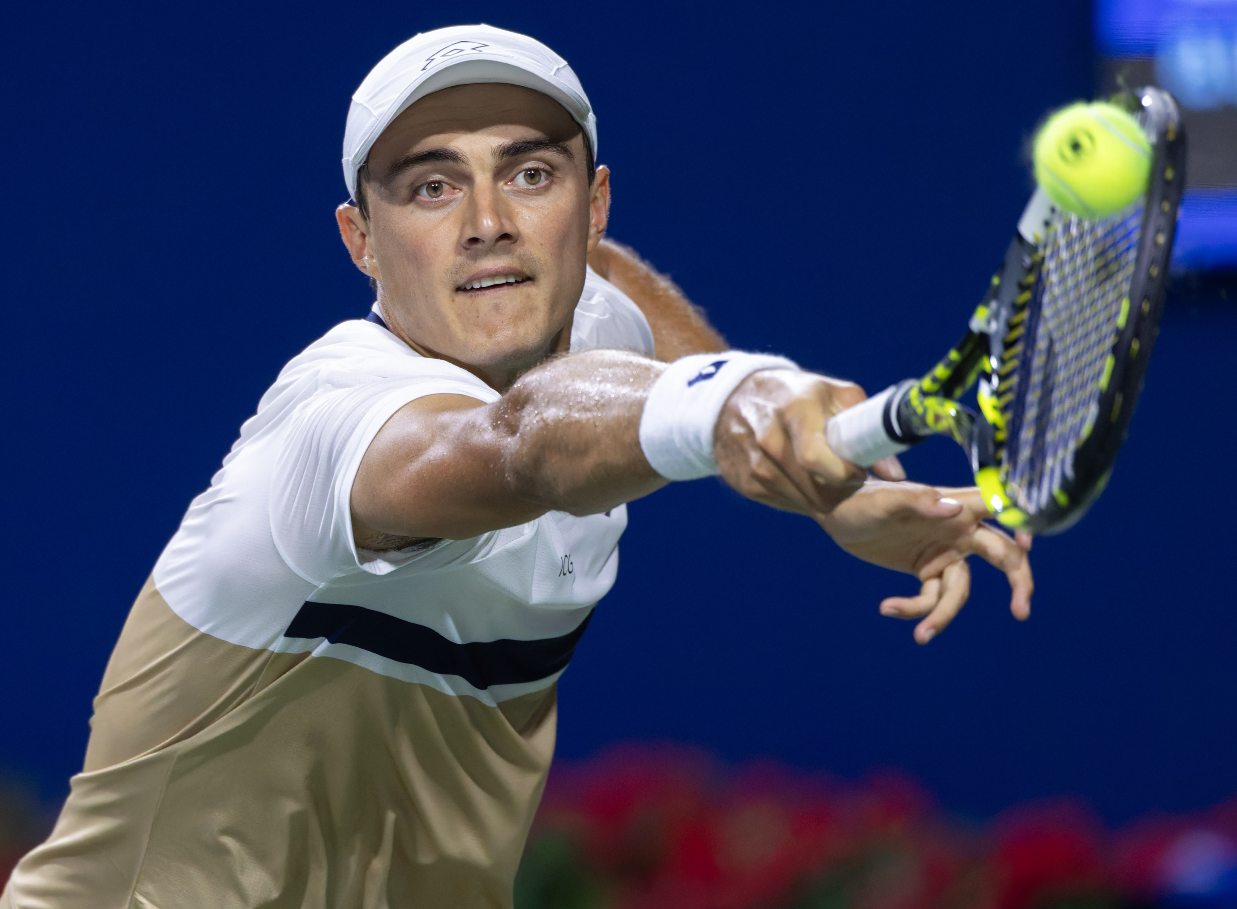 日本网球队逆转德国网球队,兹维列夫统治全场 日本网球队逆转德国网球队,兹维列夫统治全场