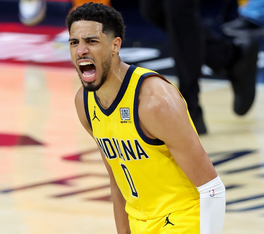 步行者大胜爵士,保持不败记录 步行者大胜爵士,保持不败记录