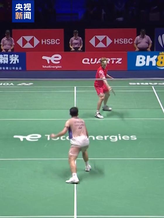 中国队完胜泰国队,石宇奇刷新纪录 中国队完胜泰国队,石宇奇刷新纪录