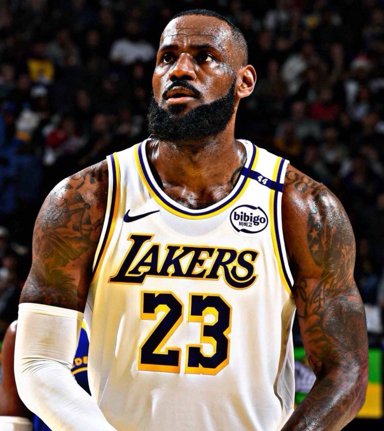 湖人主控复出坚决抢分，队内气氛明显活跃