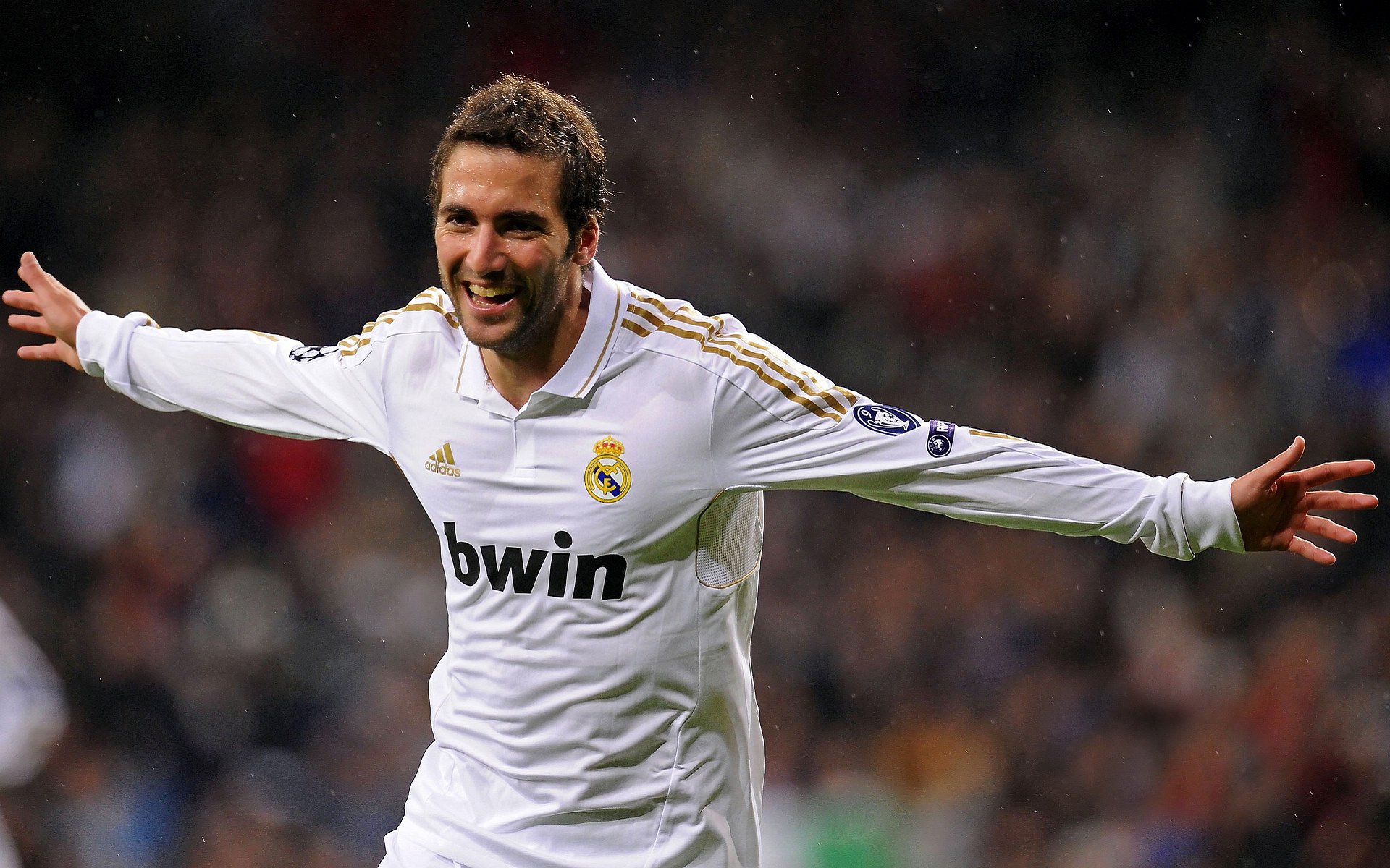 奥亚尔萨瓦尔一锤定音，克罗地亚强势逆转英格兰晋级欧洲杯四强